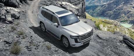 Toyota представляет абсолютно новое поколение легенды – Land Cruiser 300